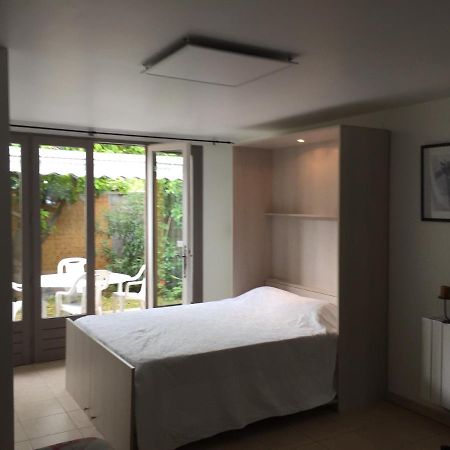 Studio Pied Dans L Eau La Londe-les-Maures Εξωτερικό φωτογραφία