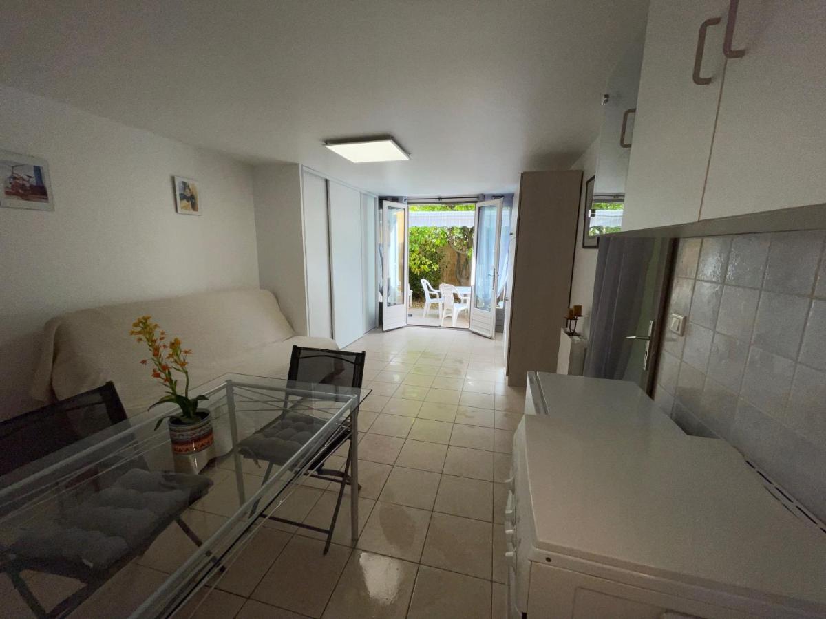 Studio Pied Dans L Eau La Londe-les-Maures Εξωτερικό φωτογραφία